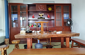 球盟会钢材有限公司恬静办公室